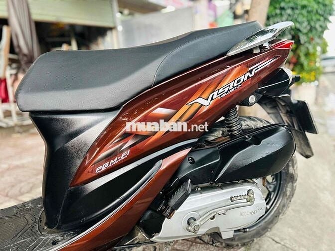 VISION 2012 DƯ DÙNG ( GIÁ CÒN GIẢM )