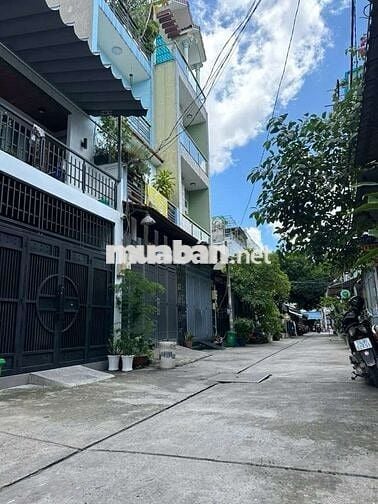 Nhà trung tâm Bình Tân , 7m xe hơi vivu , kinh doanh sát Bình Long