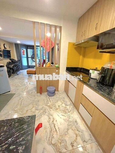 Nhà quận Bình Tân giá hạt dẻ hẻm xe hơi