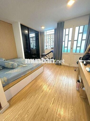 Nhà quận Bình Tân giá hạt dẻ hẻm xe hơi