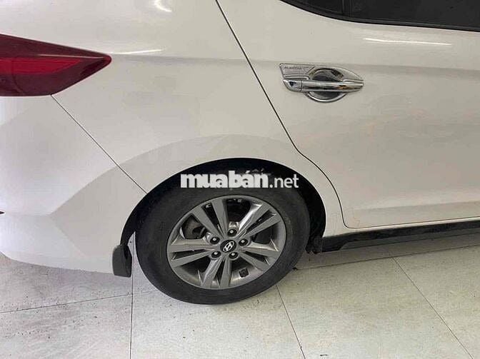 Hyundai Elantra 1.6AT 2018 nguyên zin