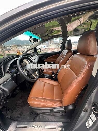 👉👉👉 Toyota Innova 2.0 E 2017 ĐK 2018 odo 12 vạn km
