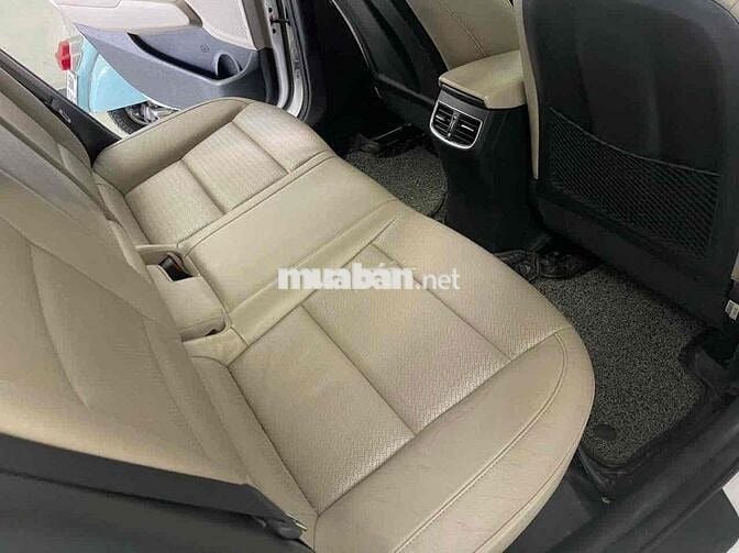 Hyundai Elantra 1.6AT 2018 nguyên zin