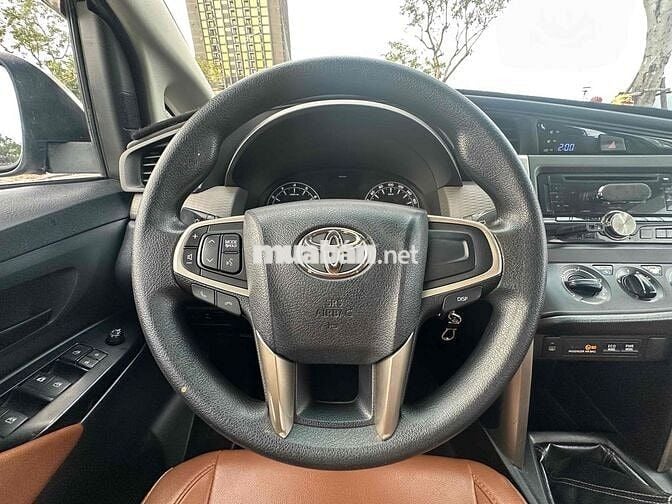 👉👉👉 Toyota Innova 2.0 E 2017 ĐK 2018 odo 12 vạn km