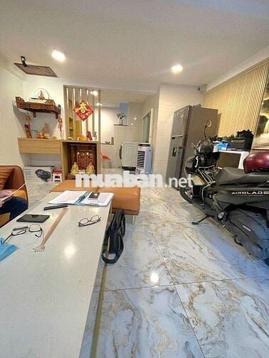 Nhà quận Bình Tân giá hạt dẻ hẻm xe hơi