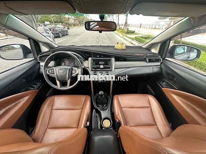 👉👉👉 Toyota Innova 2.0 E 2017 ĐK 2018 odo 12 vạn km