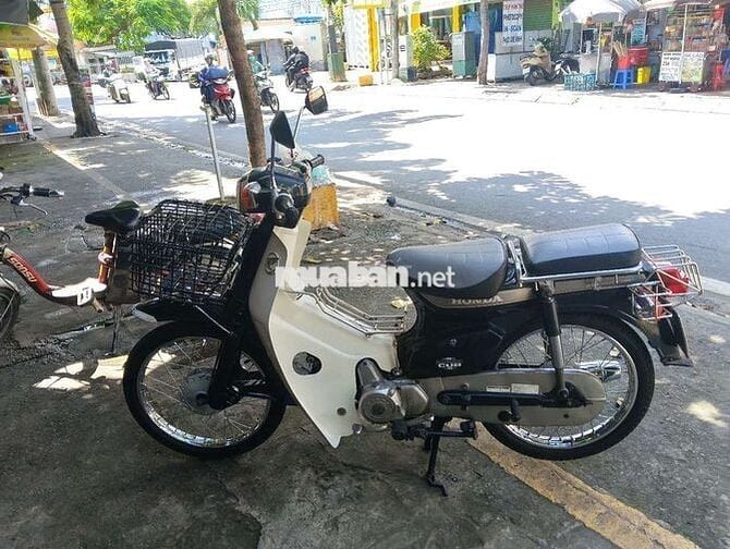 Custom Đời 82_70cc Mộc