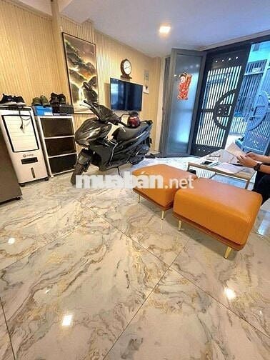 Nhà quận Bình Tân giá hạt dẻ hẻm xe hơi