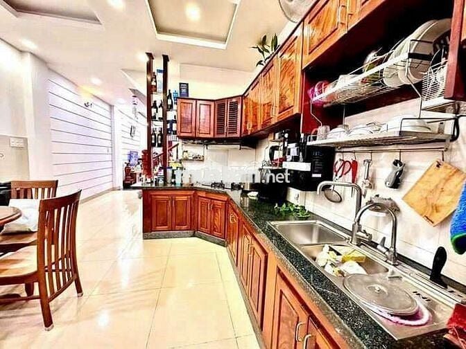 NHÀ ĐẸP MỚI, DT 4*15, TRỆT, 2 LẦU, 3PN, 2WC, NỘI THẤT ĐẦY ĐỦ