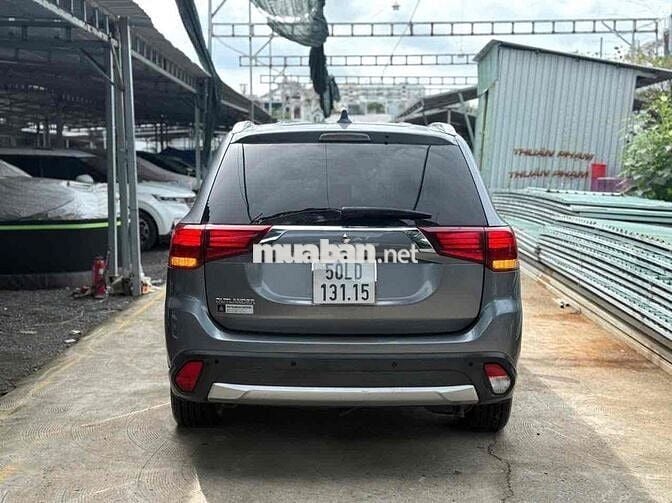 OUTLANDER 2.0premium 2019 chạy 6 vạn BẢO HÀNH 1NĂM