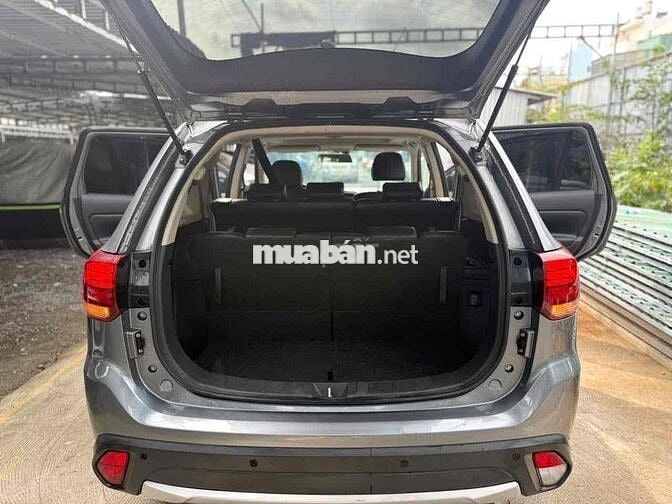 OUTLANDER 2.0premium 2019 chạy 6 vạn BẢO HÀNH 1NĂM