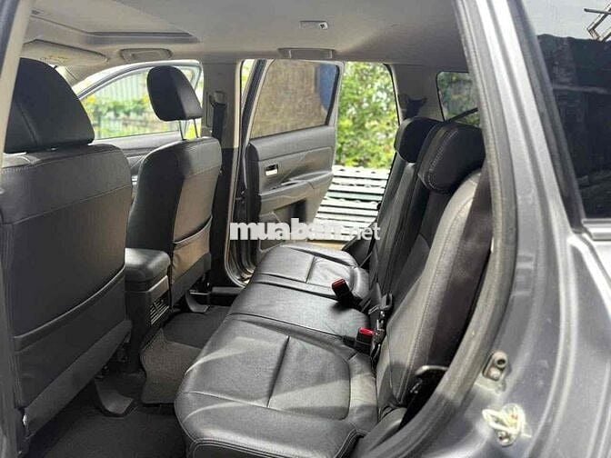 OUTLANDER 2.0premium 2019 chạy 6 vạn BẢO HÀNH 1NĂM