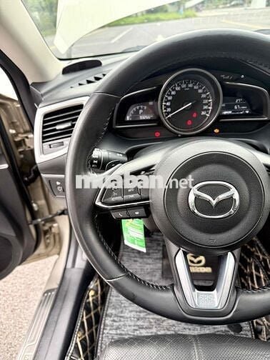Mazda 3  1.5 AT Sedan 2018