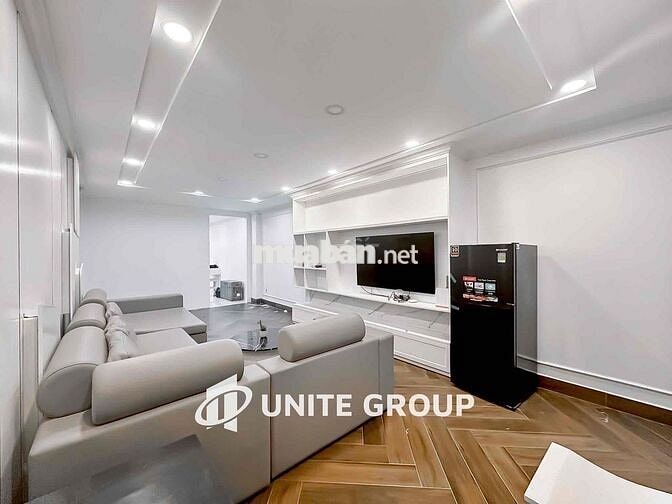 Phòng Khách RỘNG CHÀ BÁ - Một phòng ngủ tách bếp BAN CÔNG