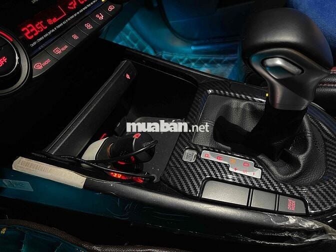 Kia Cerato 2019 2.0 AT Premium - 50000 km