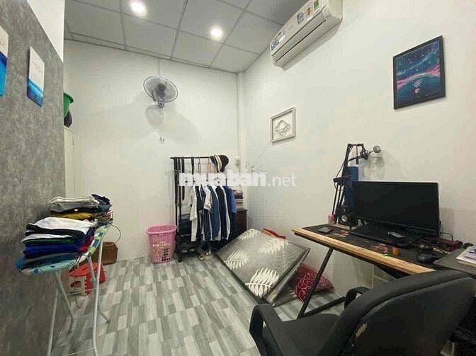 BÁN GẤP -HXH THÔNG NGUYỄN SƠN-ĐỖ ĐỨC DỤC 27m2 Sát mặt tiền CHỈ 3.9T