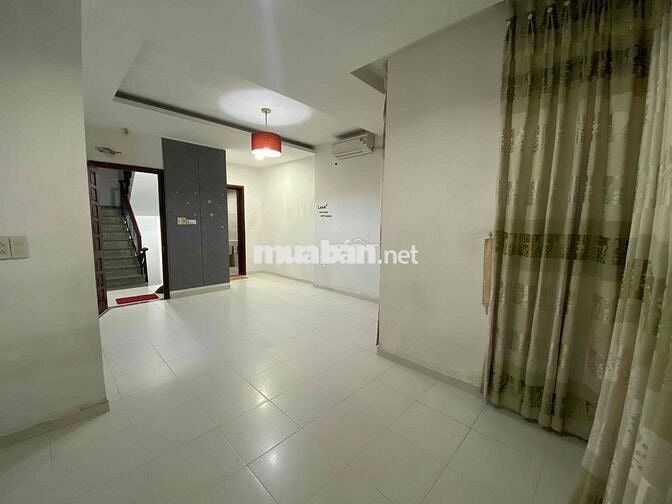 Studio full nội thất có bếp gần sân bay