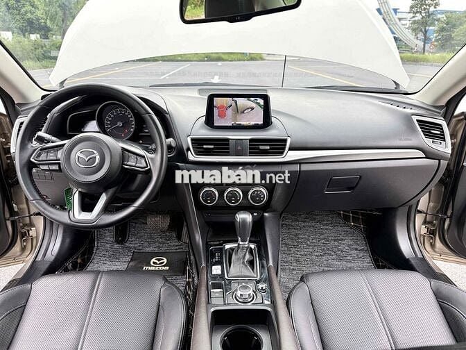 Mazda 3  1.5 AT Sedan 2018