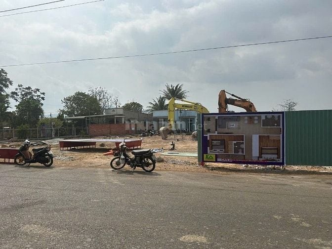 Chính chủ gửi bán lô đất đẹp khu Hòa Long, vị trí tiềm năng cao.