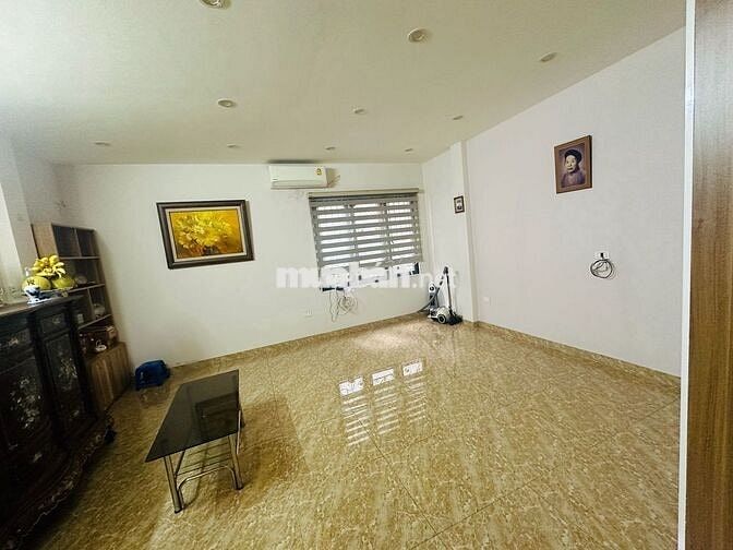 GIÁ 12.1 TỶ! NHÀ ĐẶNG TIẾN ĐÔNG - ĐỐNG ĐA: 42M², 5 TẦNG- OTO ĐỖ CỔNG!