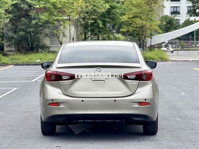 Mazda 3  1.5 AT Sedan 2018