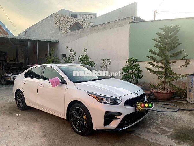 Kia Cerato 2019 2.0 AT Premium - 50000 km