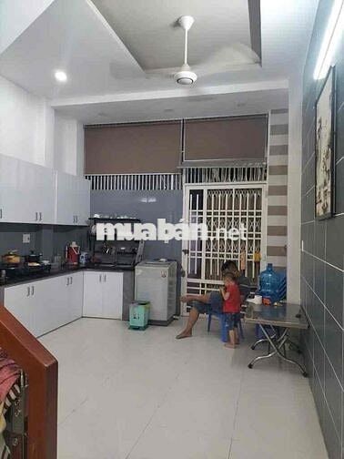 Nhà đẹp ở ngay, hẻm xe hơi chỉ 5tỉ hơn, ngay Aeon Tân phú