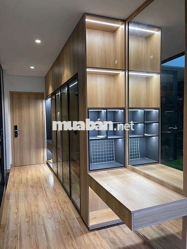 Cho thuê nguyên căn 4 tầng mặt tiền Lê Văn Hiến