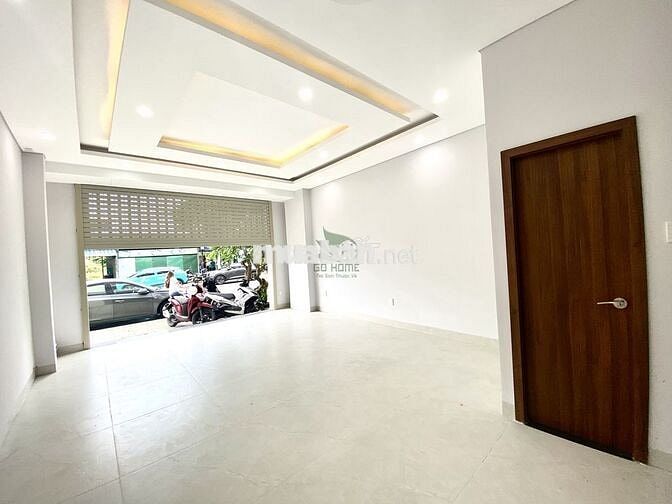 CHO THUÊ NHÀ KINH DOANH 8 PHÒNG CÓ THANG MÁY KHU TTTP GIÁ 33 TRIỆU