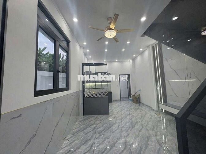 Nhà mặt tiền, 60m2 ,2 phòng ngủđường hoàng minh chánh hóa an biên hòa