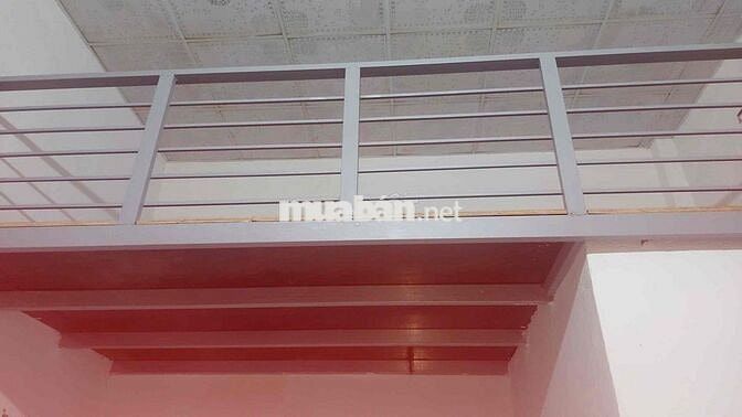 Phòng trọ có gác 20m2, hẻm 404 Lê Hồng Pho g