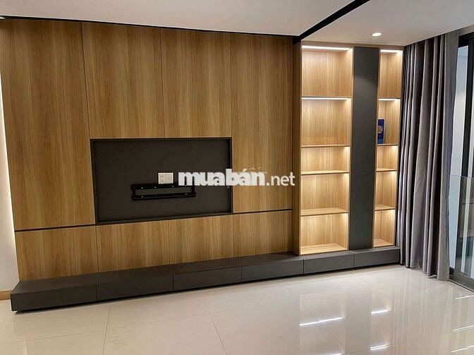 Cho thuê nguyên căn 4 tầng mặt tiền Lê Văn Hiến