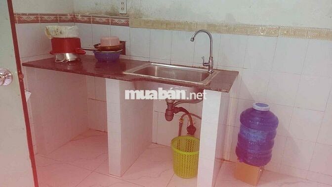 Phòng trọ có gác 20m2, hẻm 404 Lê Hồng Pho g