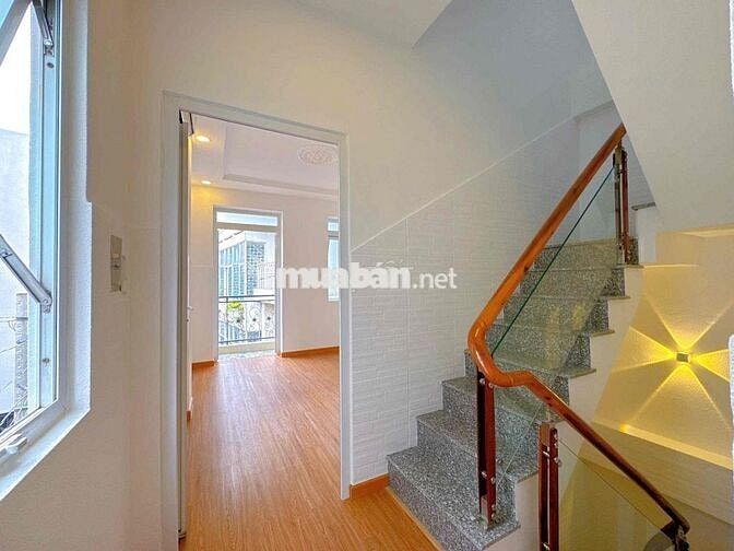 Bán Nhà Hẻm Xe Hơi đường Nguyễn Kiệm.Q,Phú Nhuận ,3pn 4wc 25m2. 5tỷ888