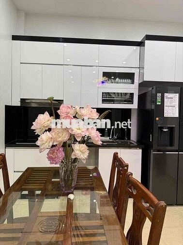 Bán Nhà Trung Văn Tố Hữu Nam Từ Liêm S51m 5T Mt5 Giá 14.6 Tỷ