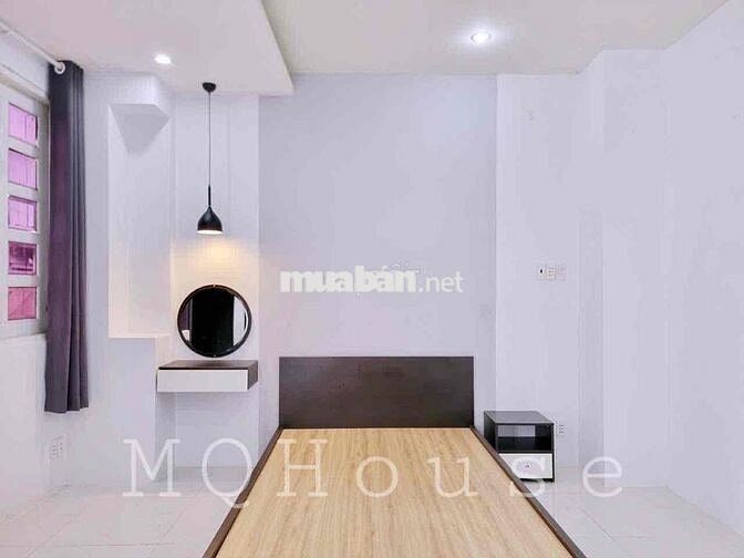 Cho Thuê Studio Balcon 30m2 Thang Máy Đi Bộ ĐH Kinh Tế UEH Quận 10