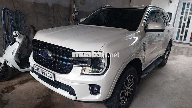 Ford Everest, 2022, Ambient, một chủ từ đầu