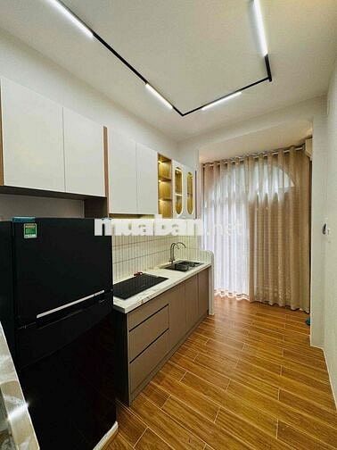 Nhà hẻm 1trục trẳng 12,4m 2pn 2WC đường Nguyễn Văn Đậu. Phú Nhuận