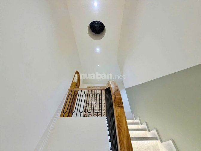 Nhà đẹp bán gấp 46m2 giá chỉ 2,15 tỷ tại Hồng Bàng, Q.11, sổ hồng riên