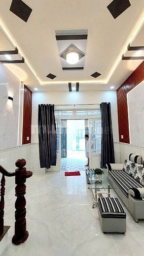 Bán nhà quận 10 chỉ3tỷ hơn,hẻm oto6m, có shr ,54m2, Lh ngay