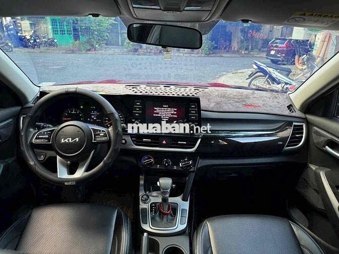 Kia Seltos 1.4 Deluxe 2022 màu đỏ 5v6