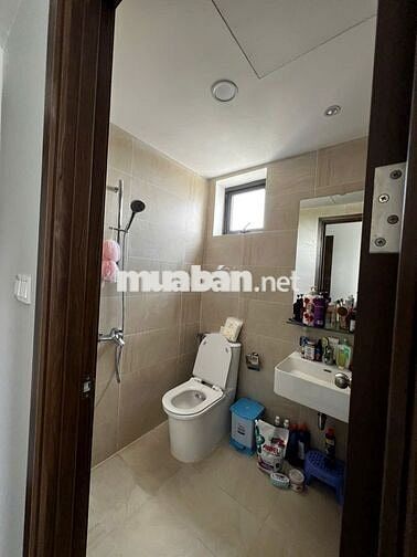 Opal Skyline cho thuê studio: 3tr8; 1PN 4,5tr; 2PN 5tr và 3PN 6,5tr