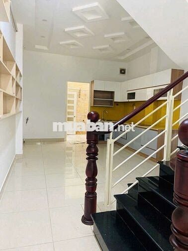 Cho thuê nhà 2 lầu, Vạn Phúc Cty, 2pn, 12tr