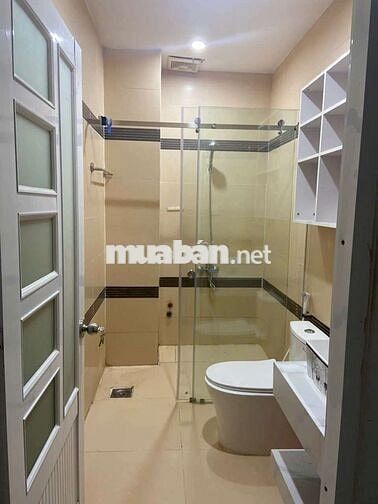 Cho thuê nhà 2 lầu, Vạn Phúc Cty, 2pn, 12tr