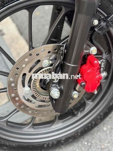 Xám nhám sx2025 odo lướt sang tên hcm bao hồ sơ