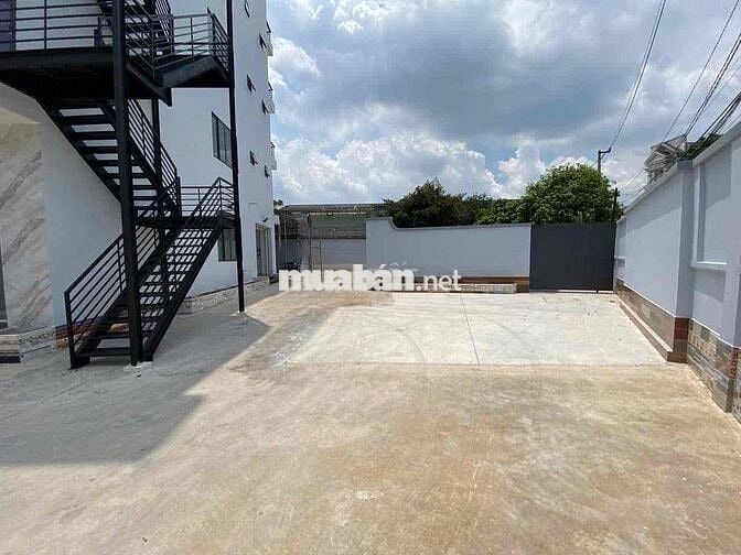 Mặt tiền Đại Lộ Bình Dương Ngay Phố Ngân hàng 1 trệt 5 lầu có pccc