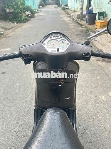 Vespa nhập ý.máy siêu êm ngon.cavet giấy tờ đầy đủ