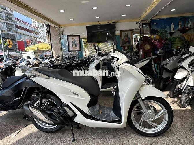 SH 125i ABS + HSTC 2022 Trắng BSTP Chính Chủ