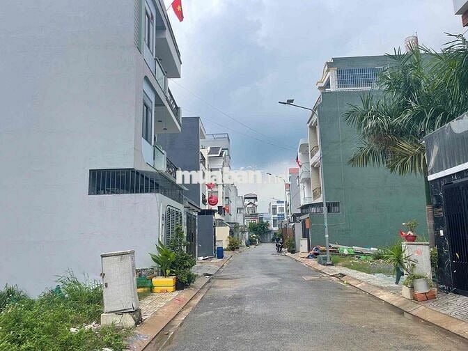 🏅BÁN LÔ ĐẤT, HẺM XE HƠI, KHU ĐỒNG BỘ, NGAY TỈNH LỘ 43, Giá 3.15 Tỷ🌸