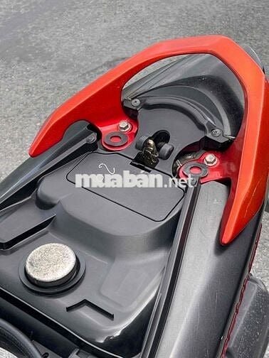 xe bán suzuki Fi 125 cc. xe mẫu xe mới đk 12/2018